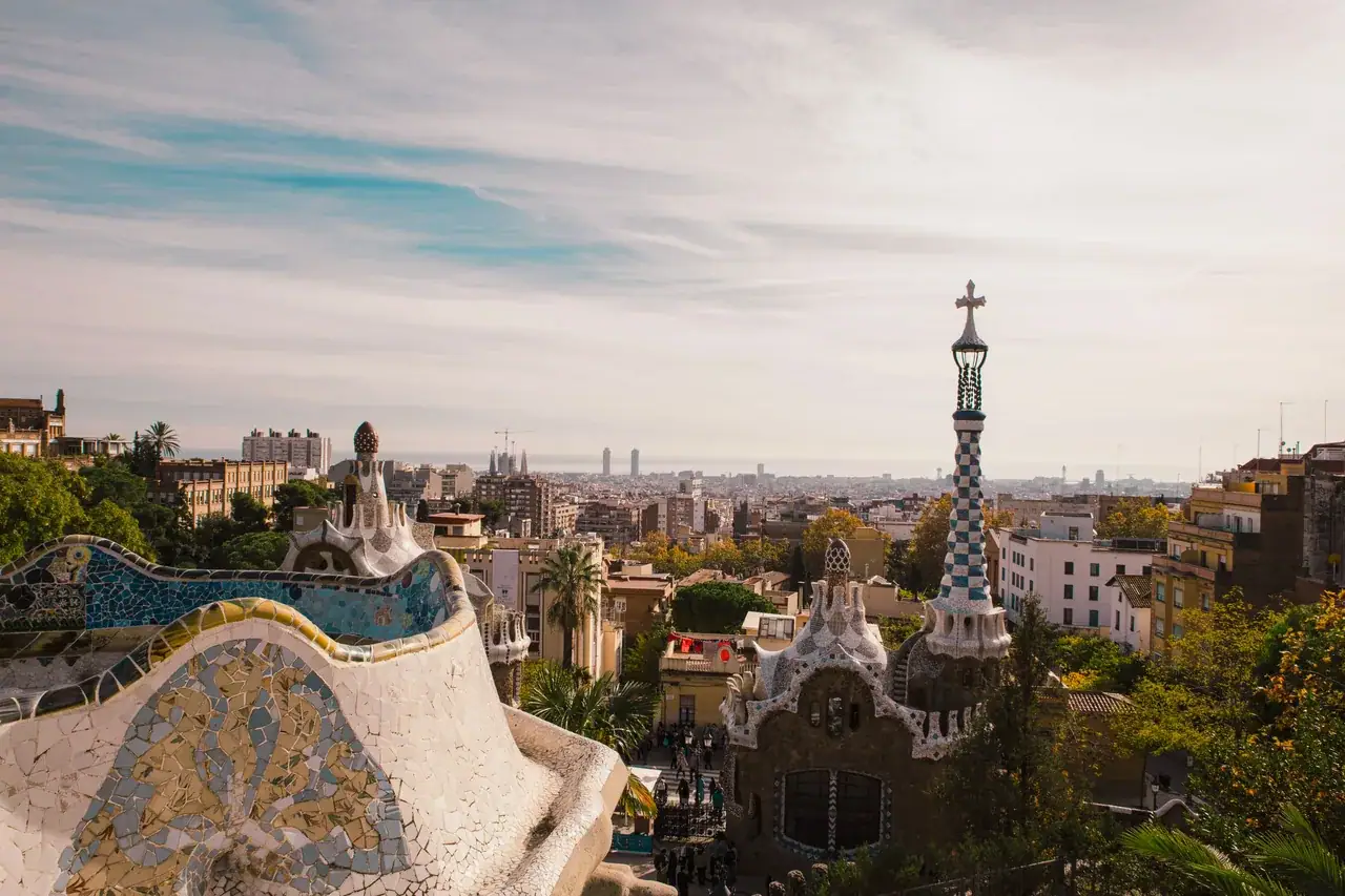 Kilátás Barcelonára a Park Güellből